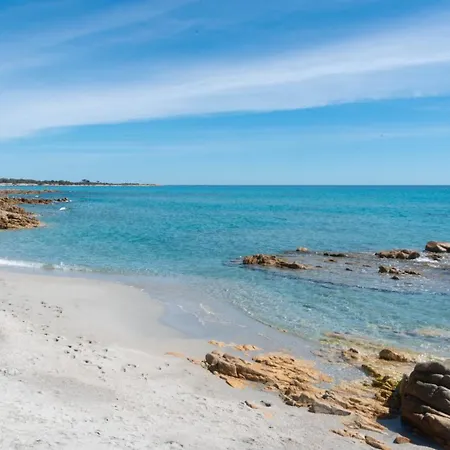 Porto Corallo Seafront كالا ليبيروتو