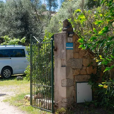 Porto Corallo Seafront كالا ليبيروتو