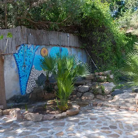 Porto Corallo Seafront كالا ليبيروتو