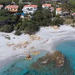Apartmán Porto Corallo Seafront