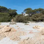 Apartmán Porto Corallo Seafront *