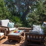 Apartmán Porto Corallo Seafront *