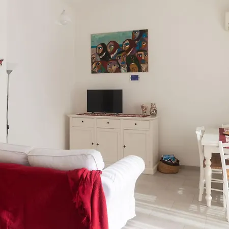 Daire Porto Corallo Seafront *