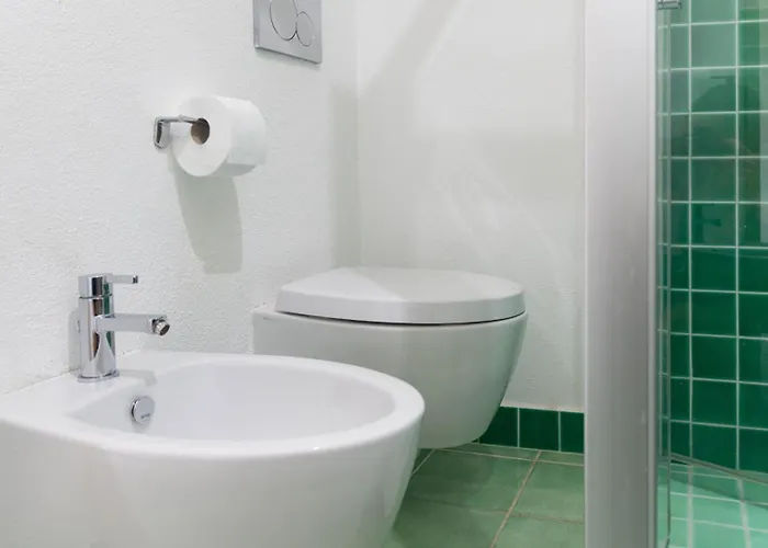 Porto Corallo Seafront Daire