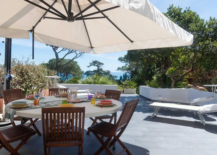 Apartman Porto Corallo Seafront
