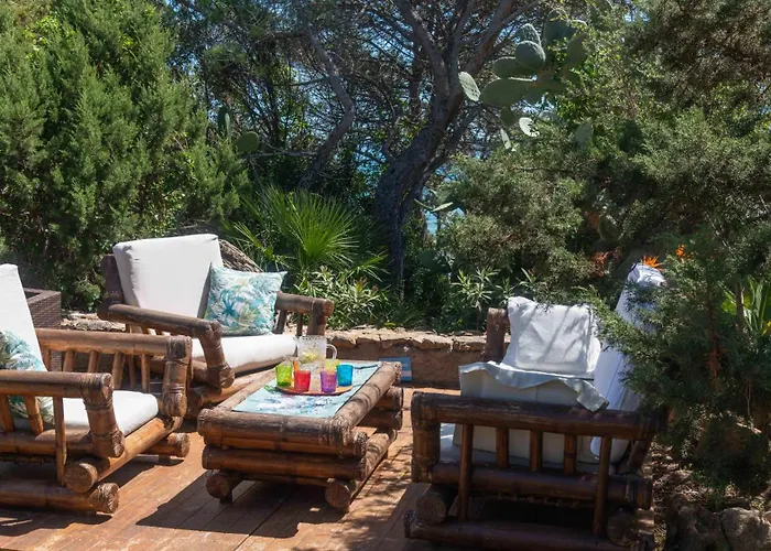 Daire Porto Corallo Seafront *